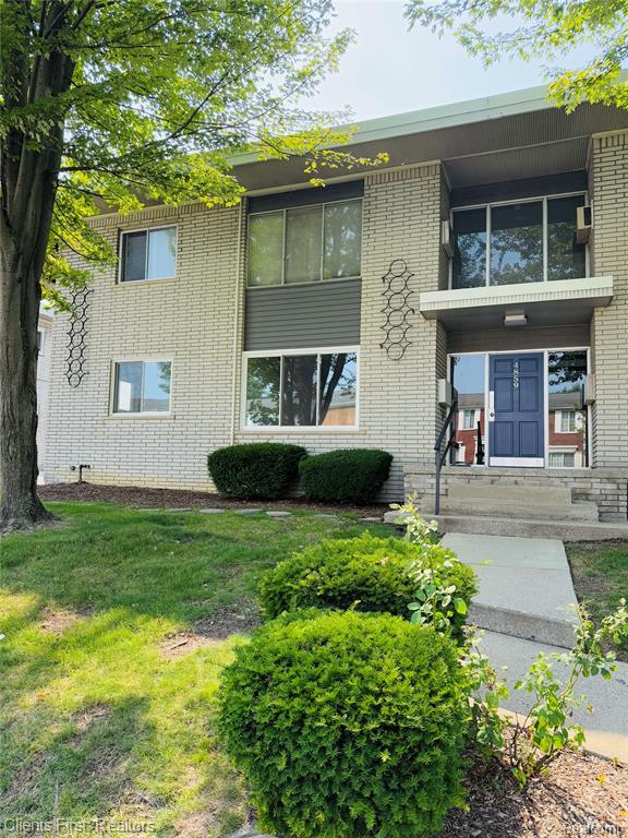 4859 MANSFIELD Avenue, Royal Oak, MI 48073 — Photo 14