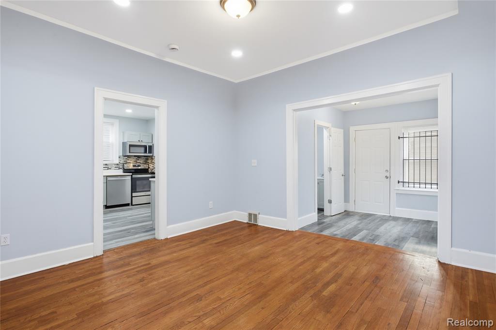 229 Eason Street, Highland Park, MI 48203 — Photo 16