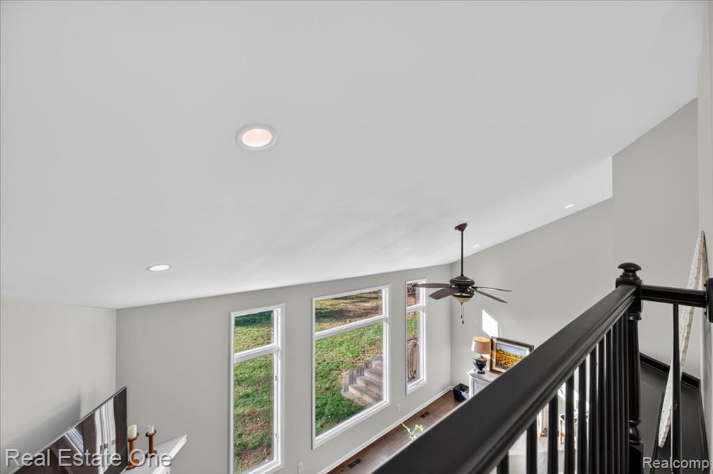 693 Knibbe Road, Lake Orion, MI 48362 — Photo 37