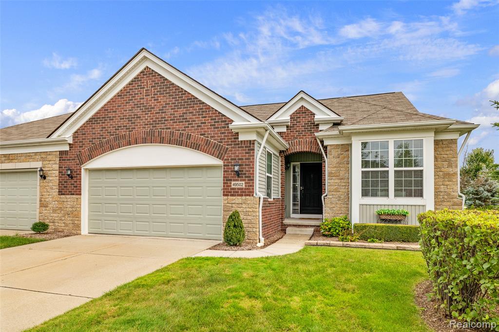 49502 Lakewood Street, 93, Macomb, MI 48042