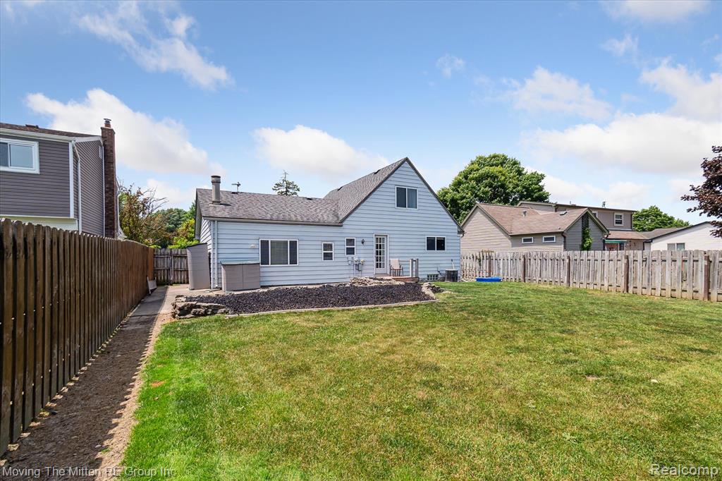 49212 Kimberly Ann Lane, Chesterfield, MI — Photo 42