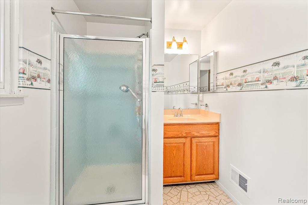 6877 Pittsford Street, Canton, MI 48187 — Photo 62