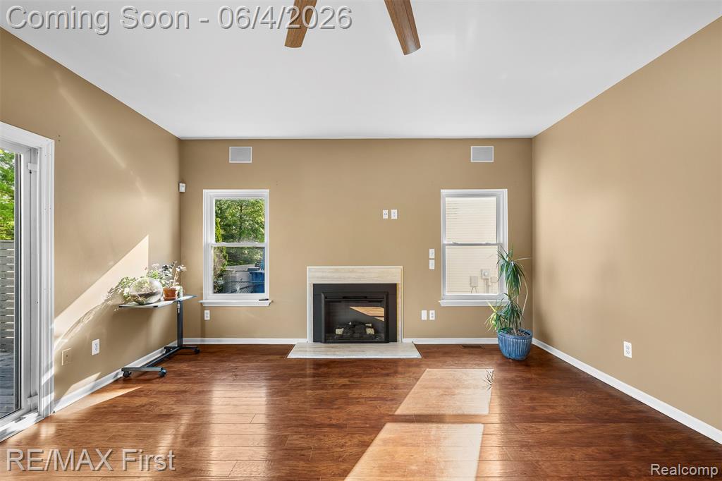 8559 Barrington Drive, Ypsilanti, MI 48198 — Photo 12