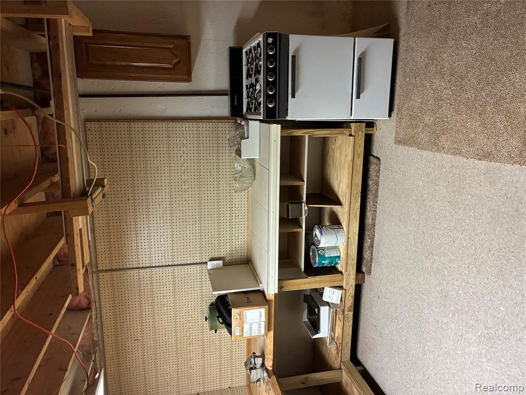 48421 Milonas Drive, Shelby Twp, MI 48315 — Photo 33