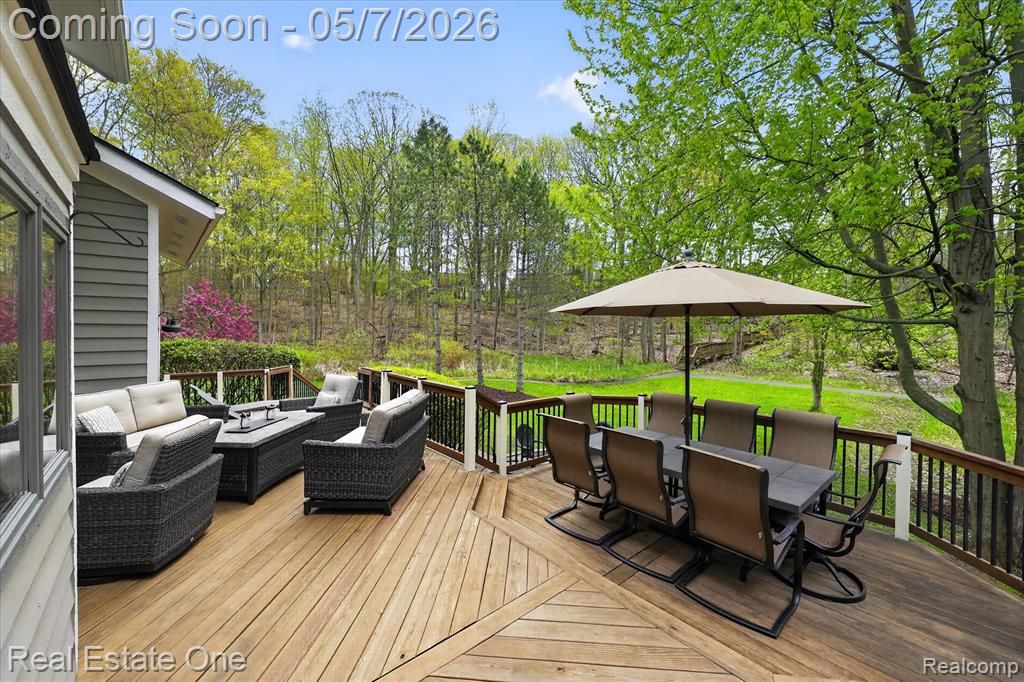 38967 Holsworth Court, Farmington, MI 48331 — Photo 72