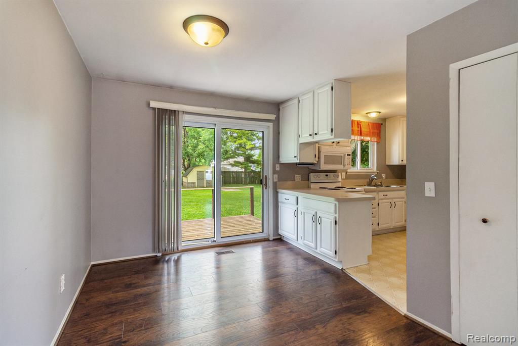 5496 Canonsburg Road, Grand Blanc, MI 48439 — Photo 5