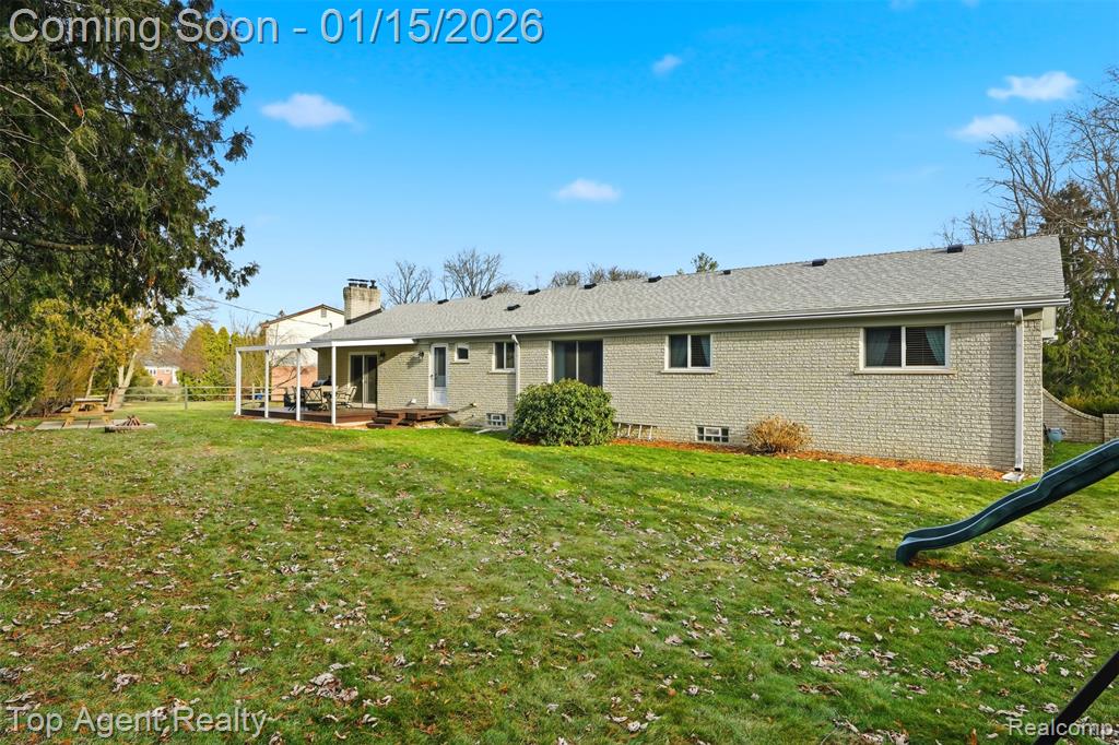 5267 Rostraver Court, Shelby Twp, MI 48316 — Photo 48