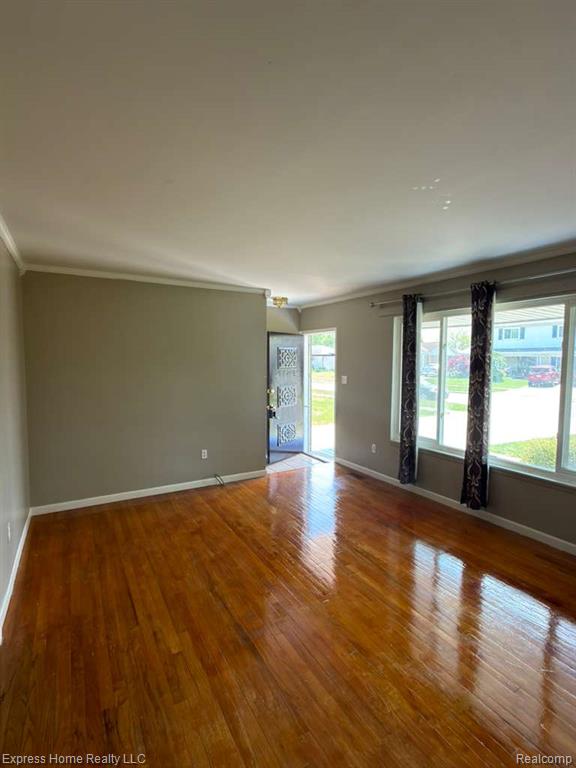 15129 Elderwood Drive, Warren, MI 48088 — Photo 7