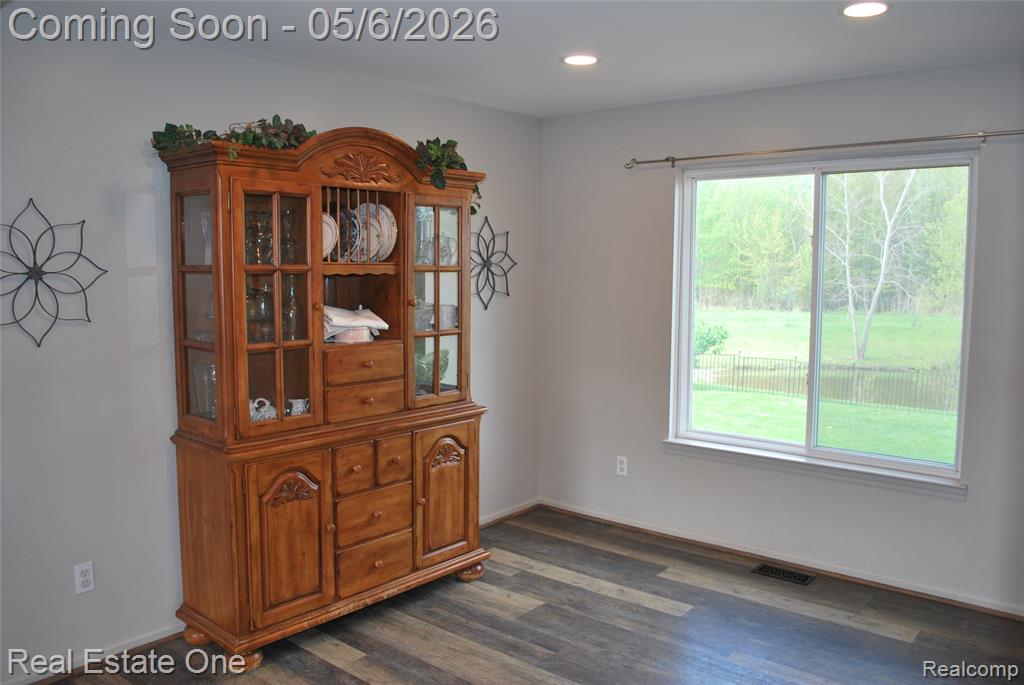 42998 Bradley Drive, Van Buren, MI 48111 — Photo 12