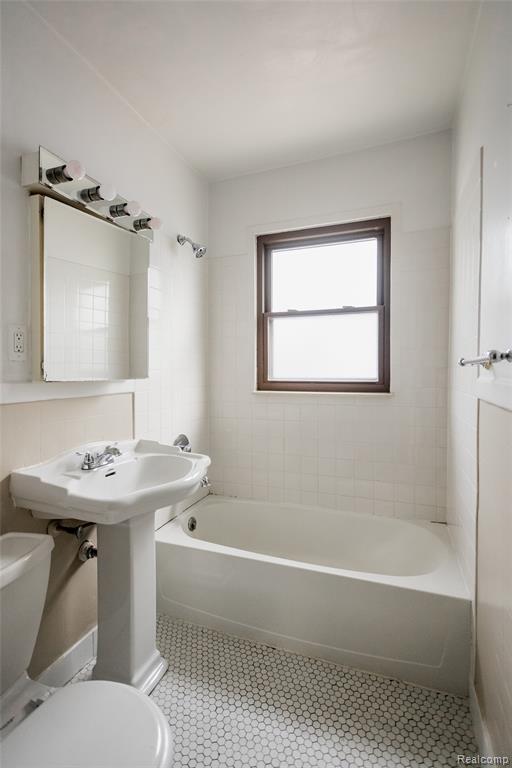 4654 Haverhill Street, Detroit, MI 48224 — Photo 10