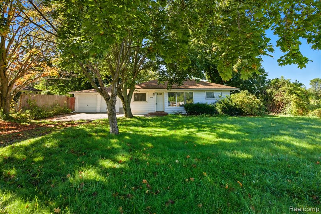 8620 Milan Oakville Road, Milan, MI 48160 — Photo 2
