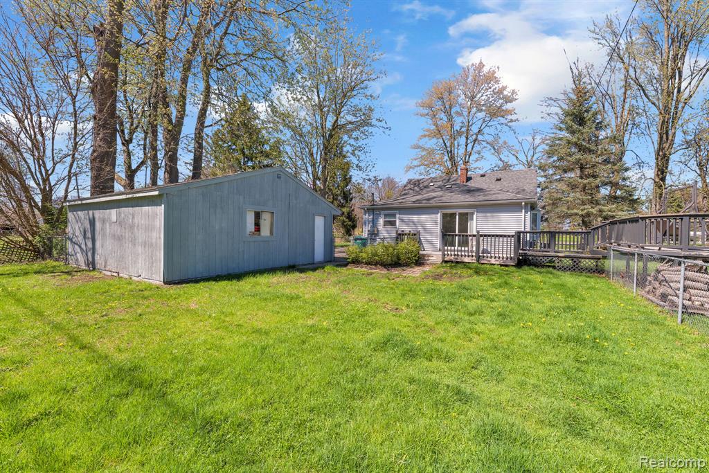 36845 Sibley Road, New Boston, MI 48164 — Photo 10