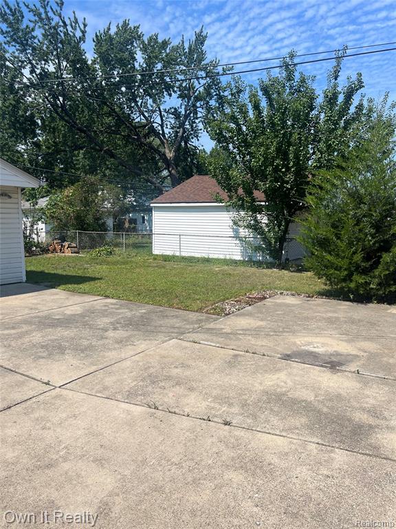 4666 ROOSEVELT Boulevard, Dearborn Heights, MI 48125 — Photo 16