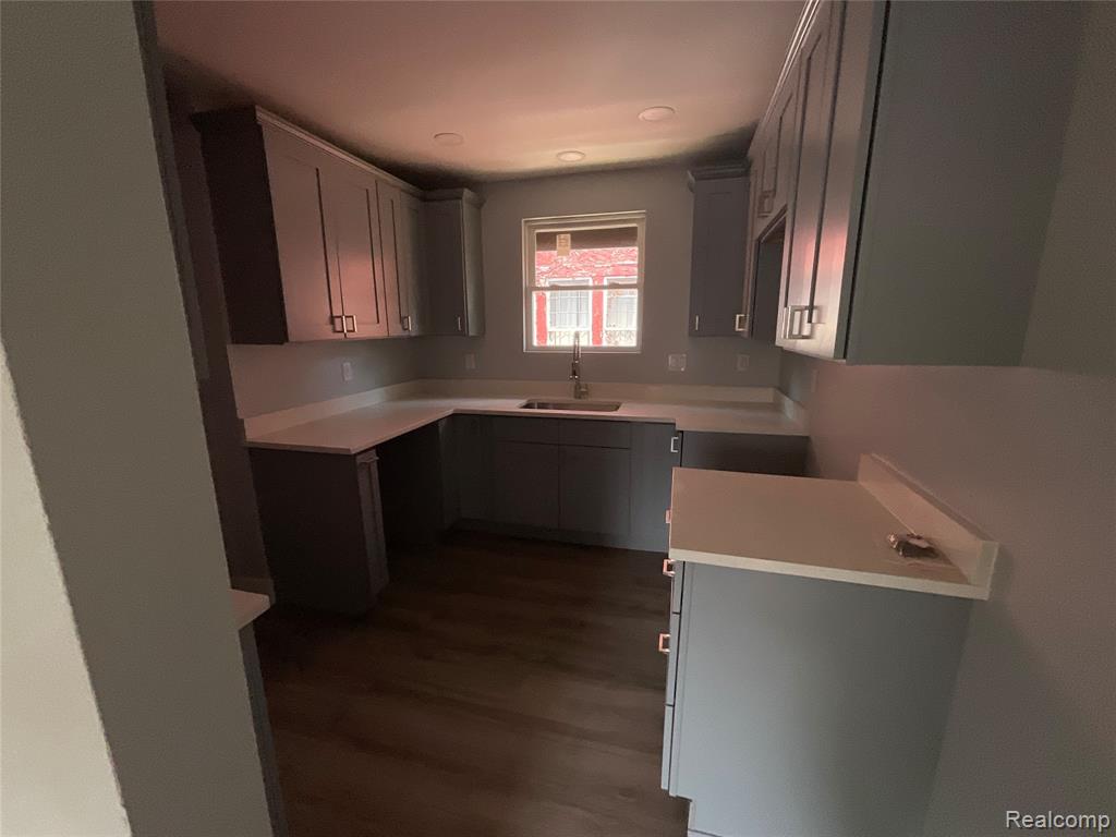 17165 Wisconsin Street, Detroit, MI 48221 — Photo 11