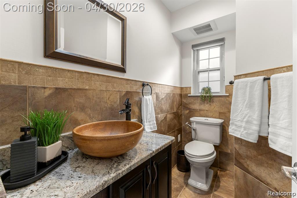 7704 Oakman Boulevard, Dearborn, MI 48126 — Photo 13