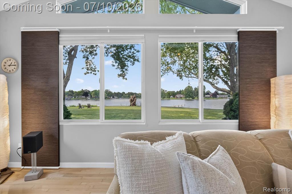 5017 Surfwood Drive, Commerce Twp, MI 48382 — Photo 18