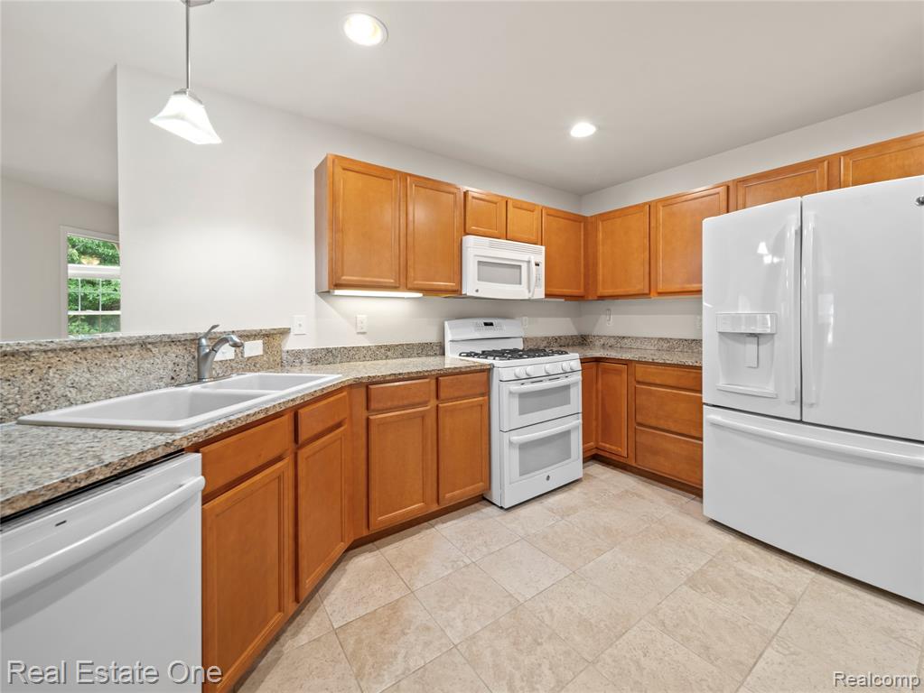 36016 Abbey Drive, Westland, MI — Photo 9