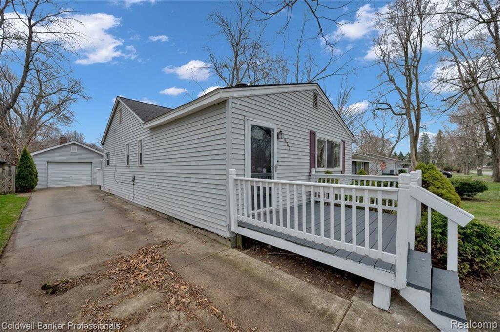 837 GIBSON Street, Oxford, MI 48371 — Photo 24