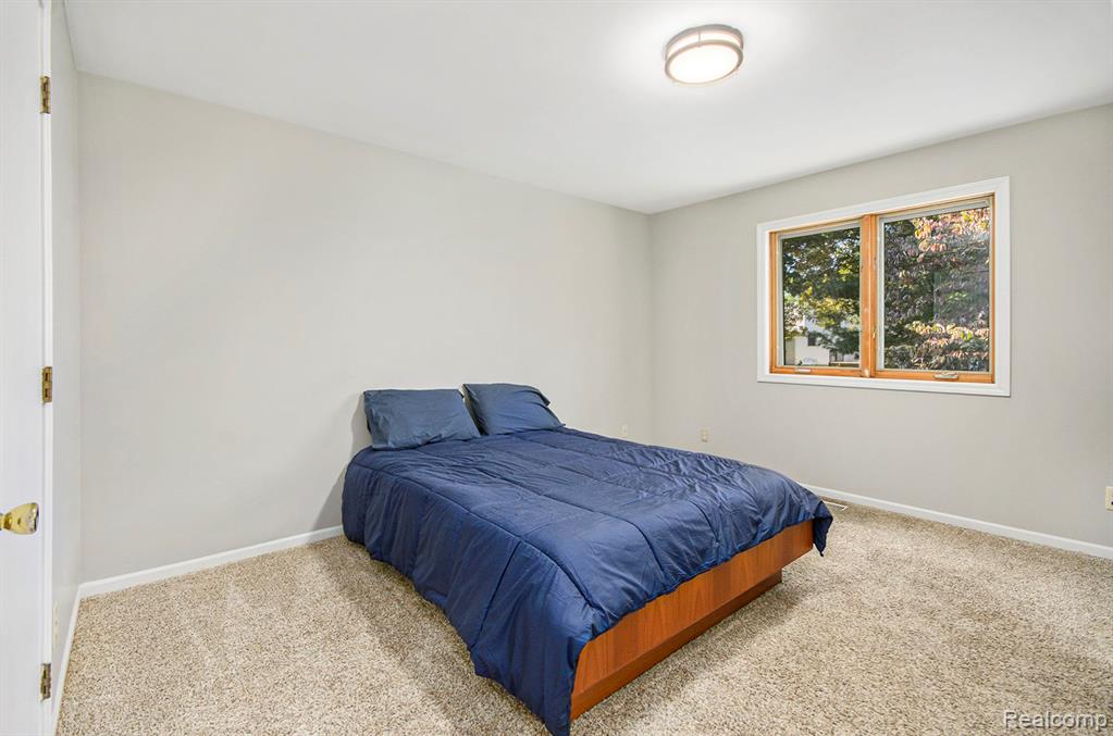 6429 Woodglen Drive, Clarkston, MI — Photo 15