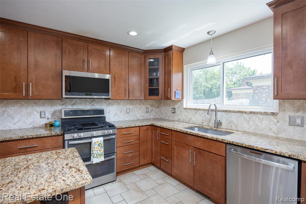 5150 Dayton Drive, Troy, MI 48085 — Photo 6