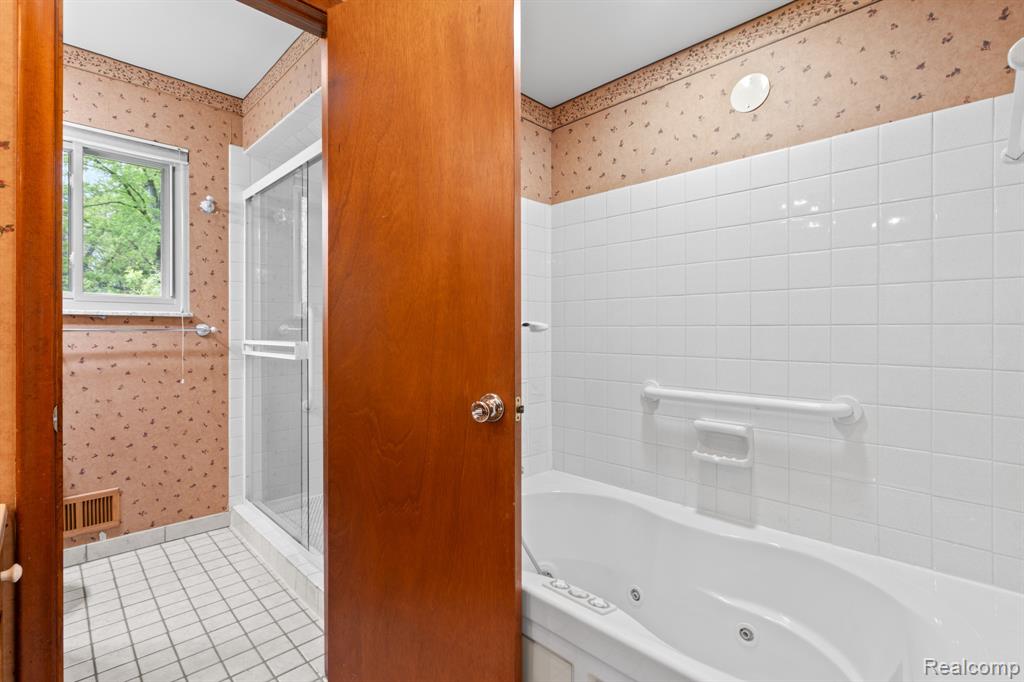 7540 Dexter Pinckney Road, Dexter, MI 48130 — Photo 40