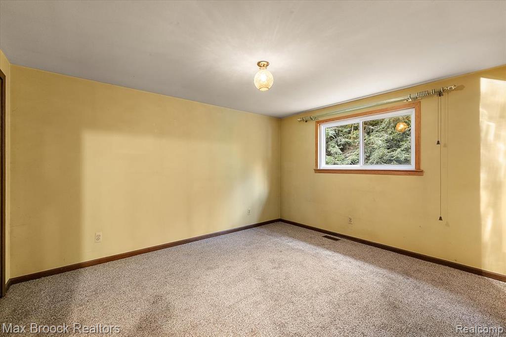 3010 Blacks Corners Road, Dryden, MI 48428 — Photo 27