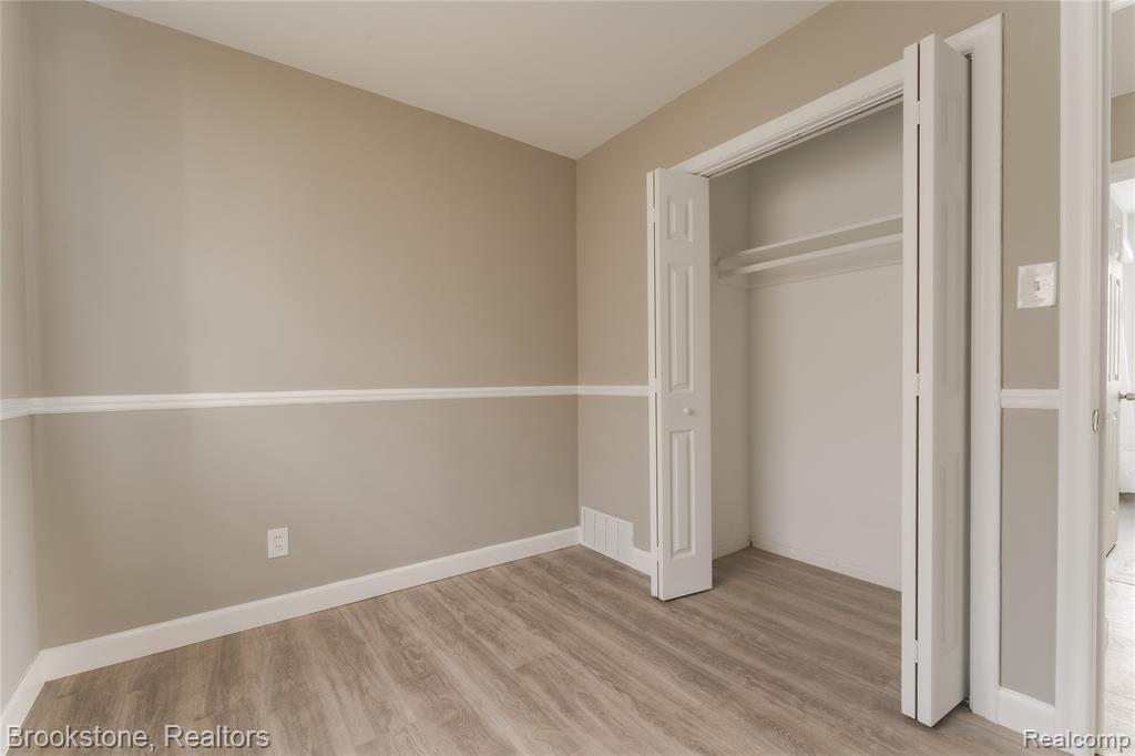 17006 Juliana Avenue, Eastpointe, MI 48021 — Photo 20