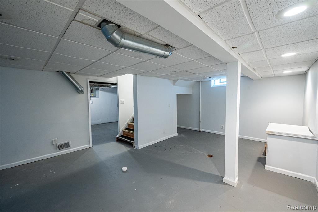 13680 Borgman Street, Oak Park, MI 48237 — Photo 19
