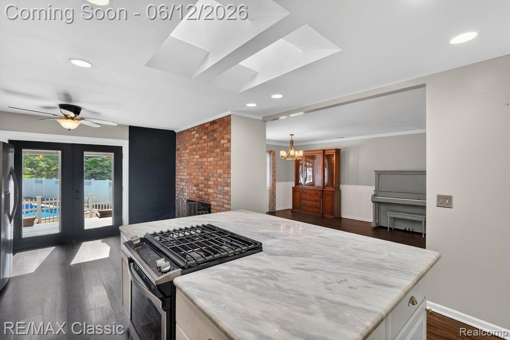 2939 Shirley Street, Milford, MI 48380 — Photo 12