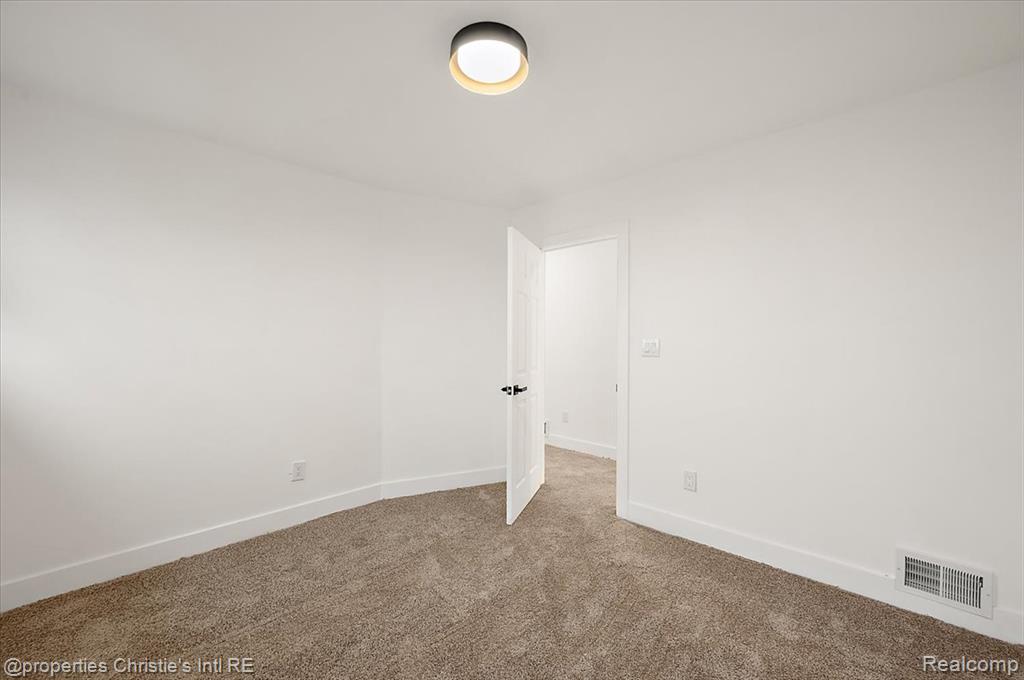 5040 Balfour Road, Detroit, MI 48224 — Photo 28