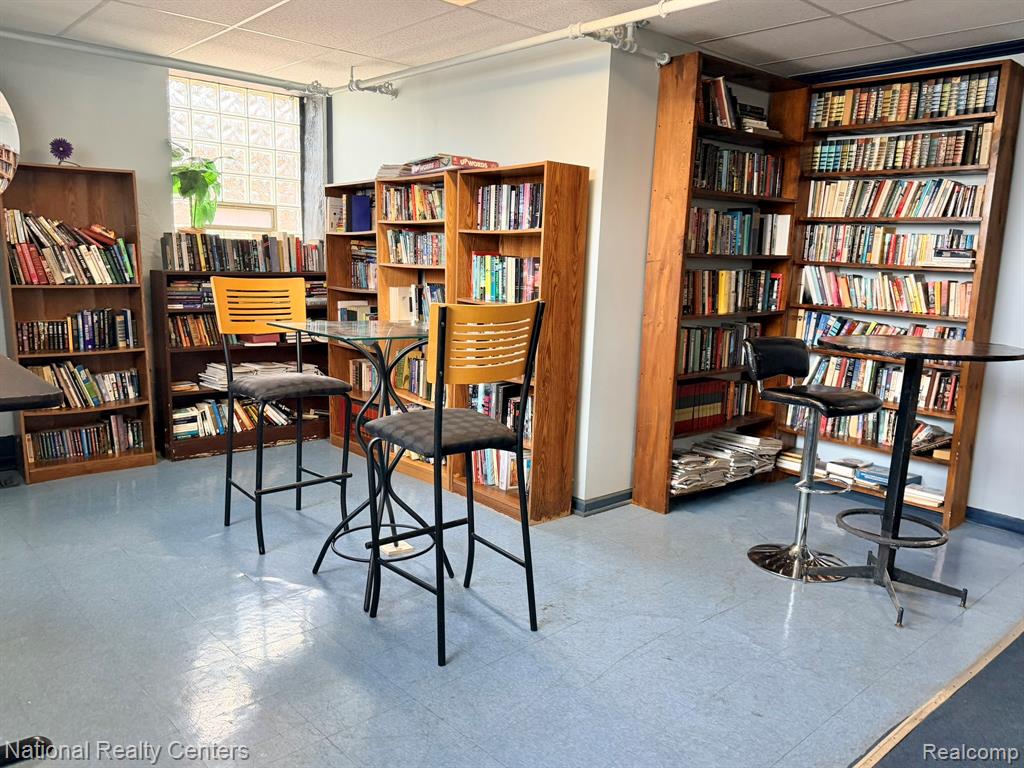 8120 E Jefferson Ave E Jefferson Avenue, 7E, Detroit, MI 48214 — Photo 51