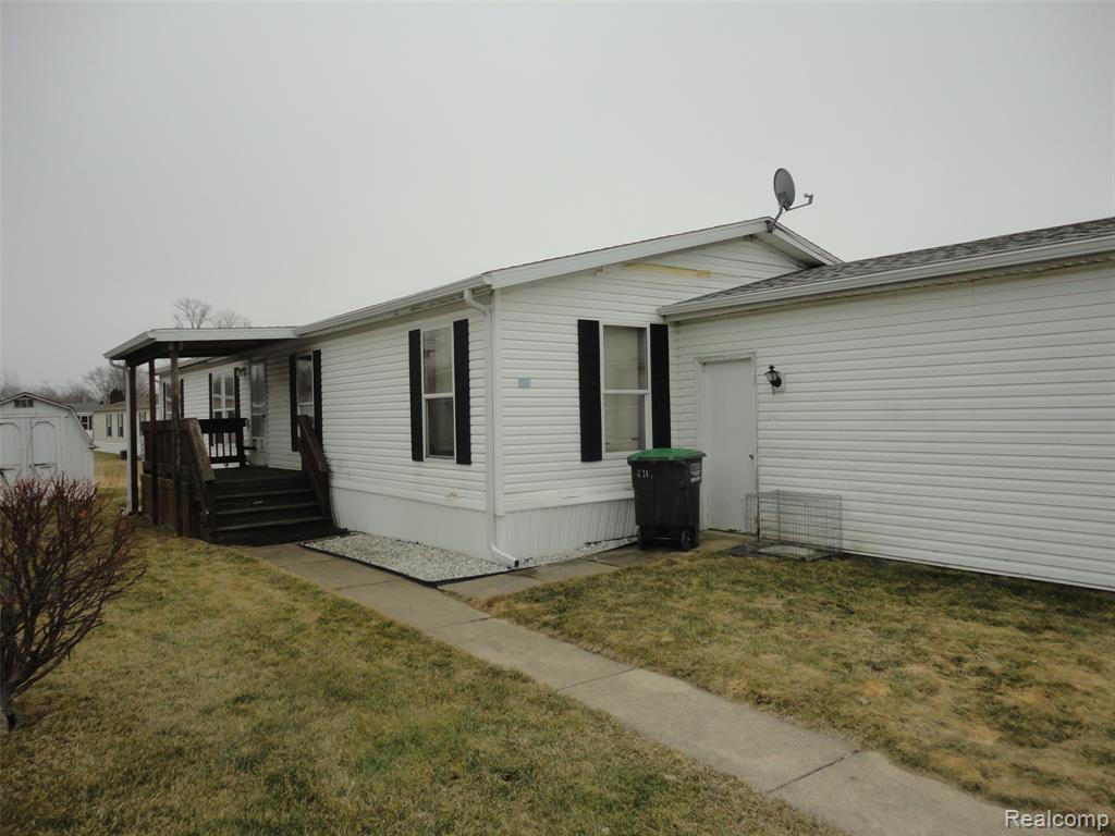 271 Bluestem Road, Erie, MI — Photo 20
