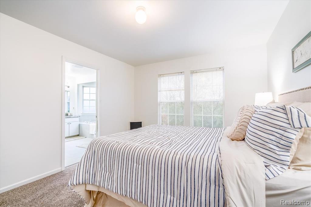 4509 Hunters Circle E, Canton, MI 48188 — Photo 22
