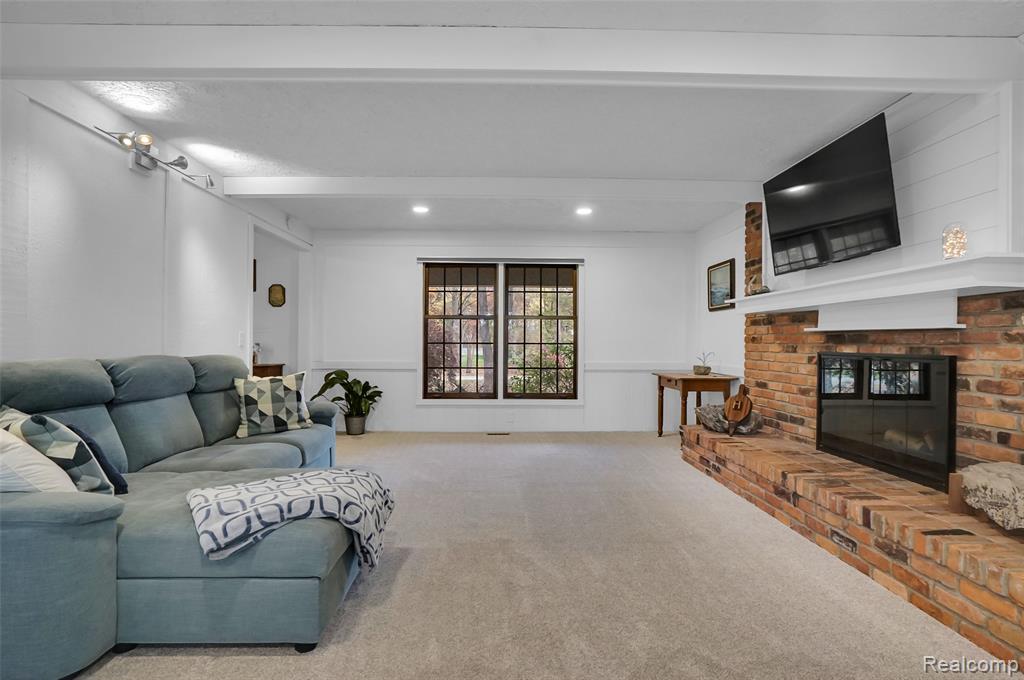5180 Glenway Drive, Brighton, MI 48116 — Photo 5