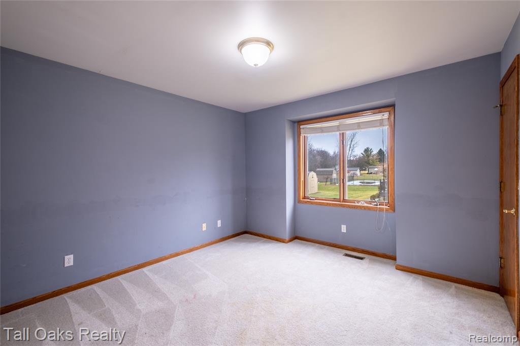 2411 Briar Creek Lane, Burton, MI 48509 — Photo 21