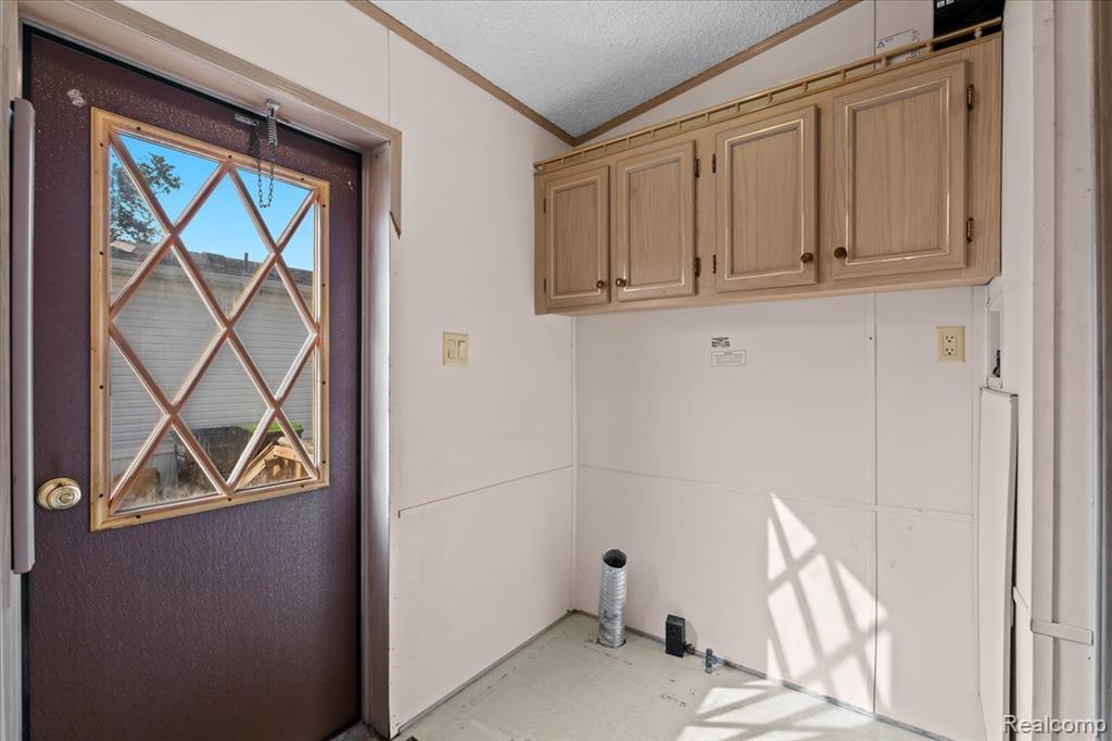 49591 Linden St., Plymouth, MI 48170 — Photo 14