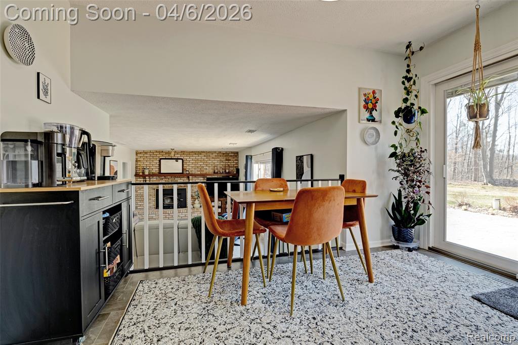 6332 Laura Lane, Flint, MI 48507 — Photo 14