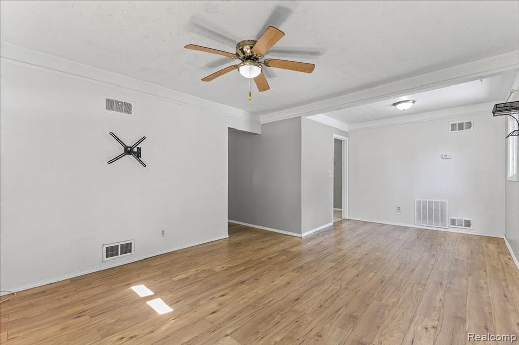 7096 Tappon Drive, Clarkston, MI — Photo 23