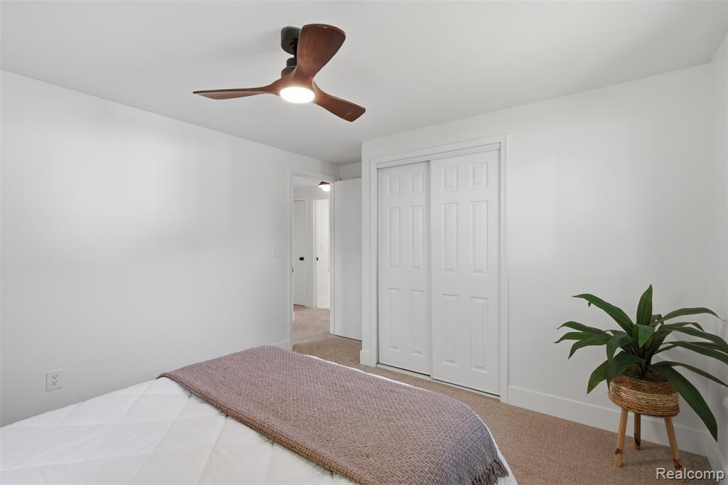 6187 E Maple Avenue, Grand Blanc, MI 48439 — Photo 18