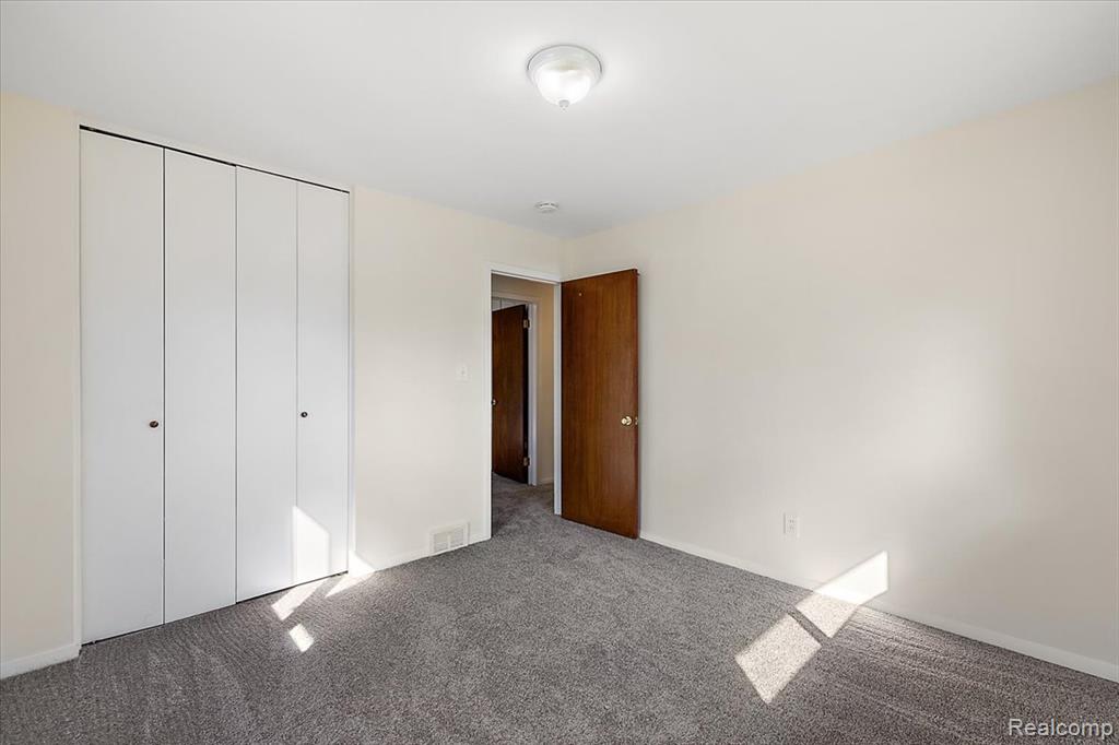 8628 Strom Drive, Sterling Heights, MI 48314 — Photo 30