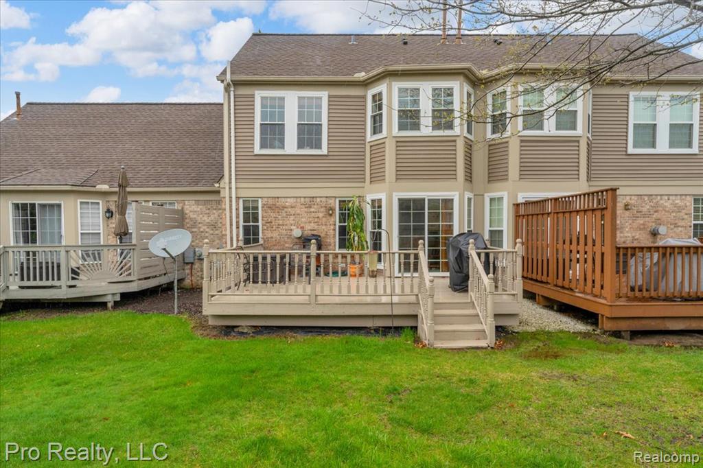 4000 Hunters Circle E, 137, Canton, MI 48188 — Photo 5