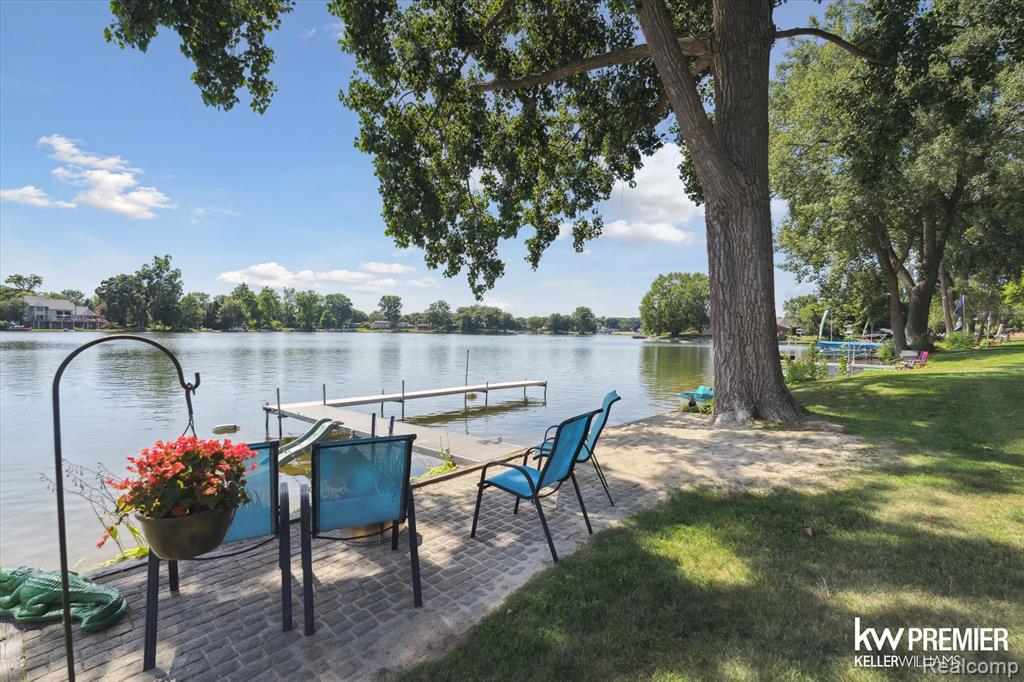 475 Berry Patch Lane, White Lake, MI — Photo 4