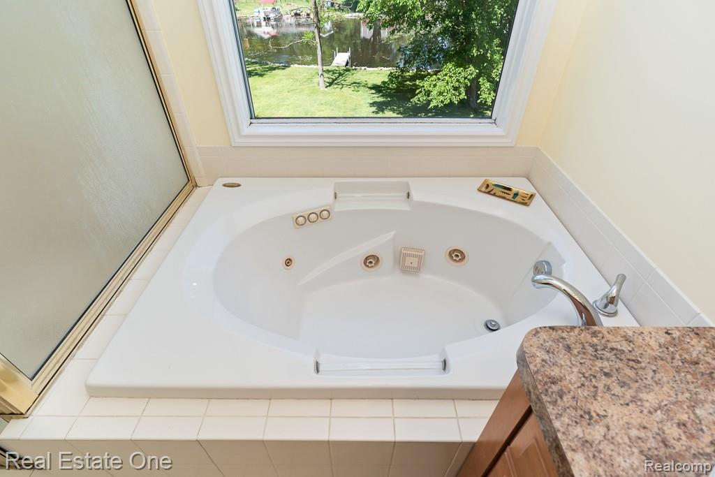 4833 Harding Avenue, Clarkston, MI — Photo 18