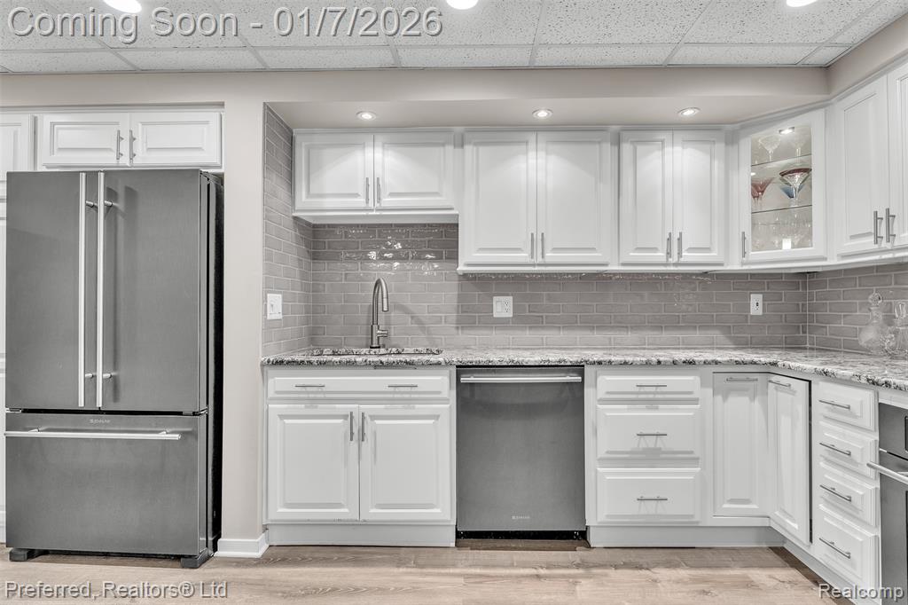 13684 Eaton Drive, Plymouth, MI 48170 — Photo 69