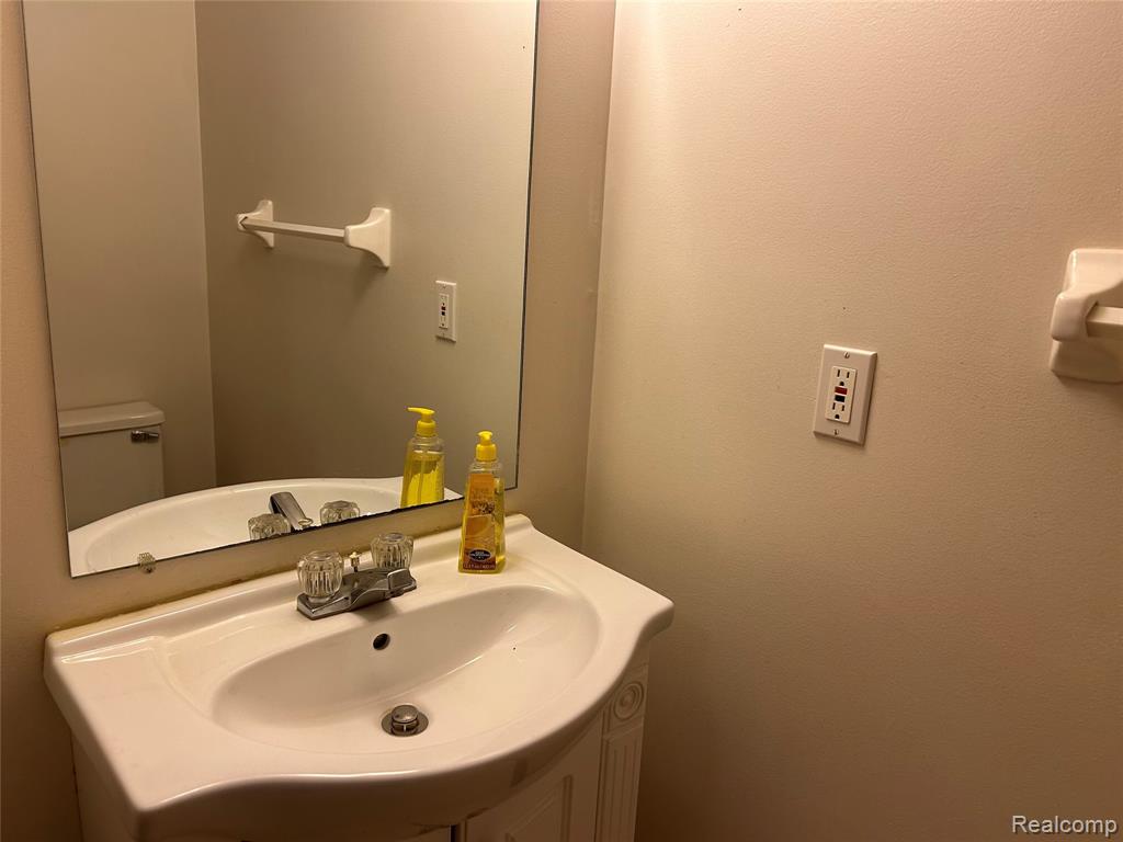 4420 Five Lakes Road, North Branch, MI 48461 — Photo 22