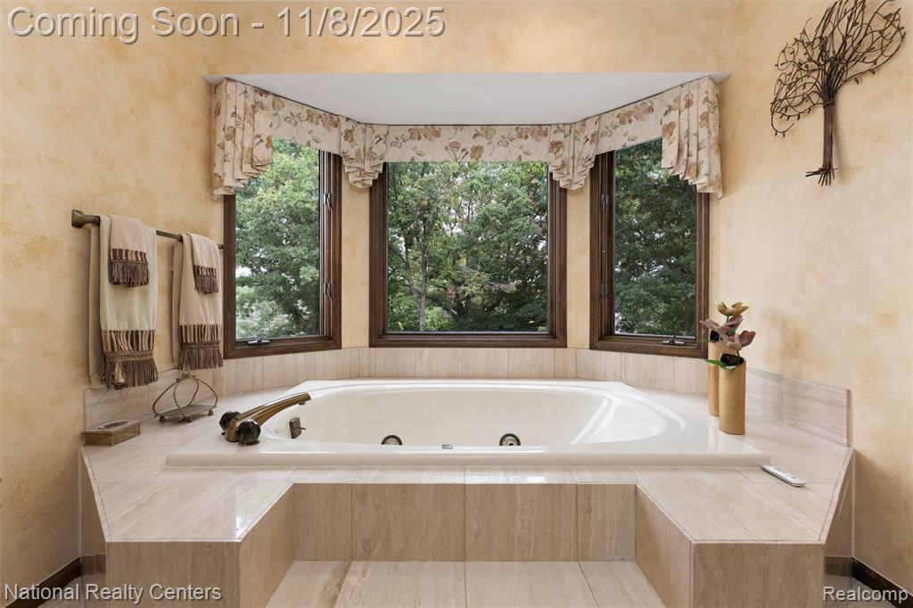 4822 Cider Hill Drive, Rochester, MI 48306 — Photo 32