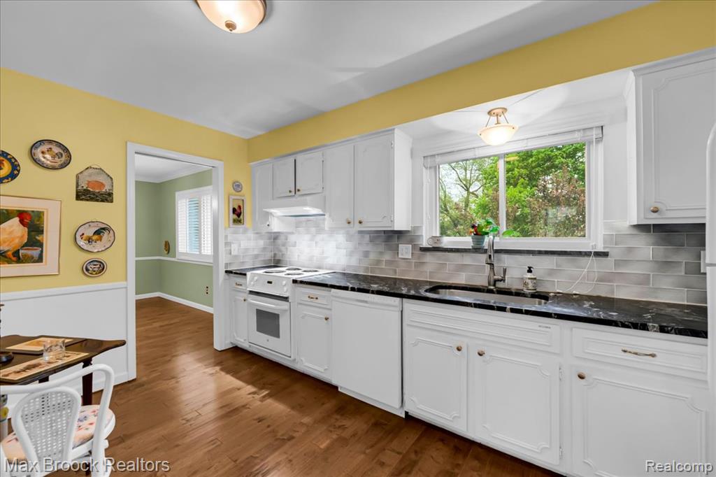 1711 Huntingwood Lane, C, Bloomfield Hills, MI 48304 — Photo 18