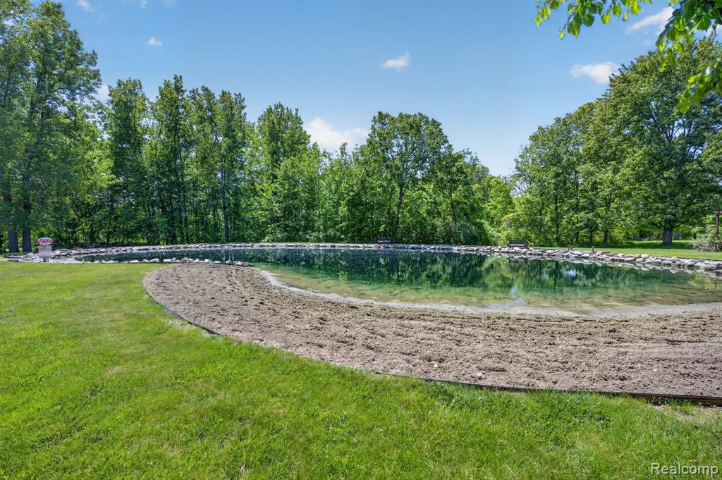 9353 Hill Road, Swartz Creek, MI 48473 — Photo 91