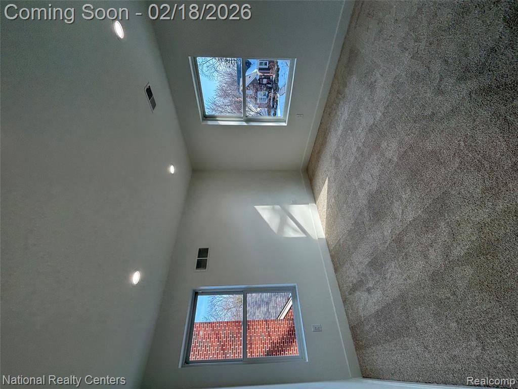 10024 Borgman Avenue, Huntington Woods, MI — Photo 22