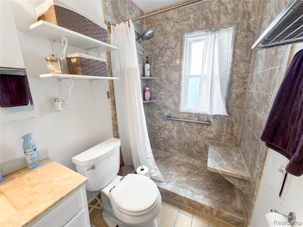 6907 Orchard Avenue, Dearborn, MI 48126 — Photo 27